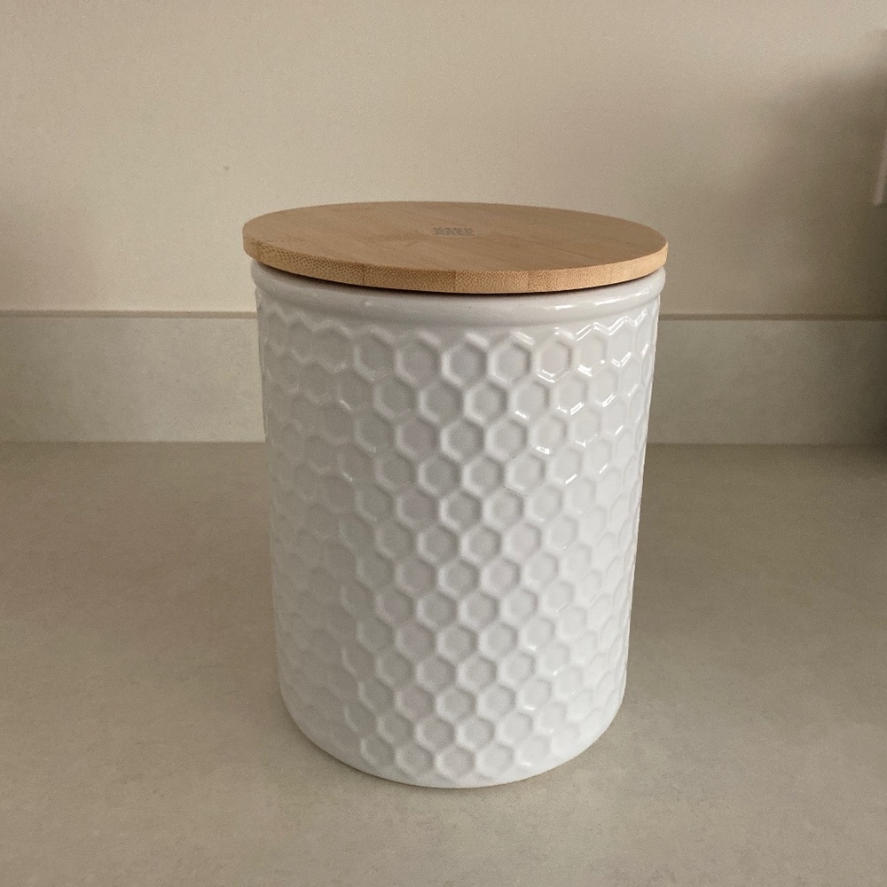 NWT Container/Canister
